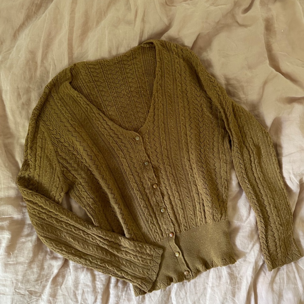 Simply Retro Anna Cable Knit Cardigan
